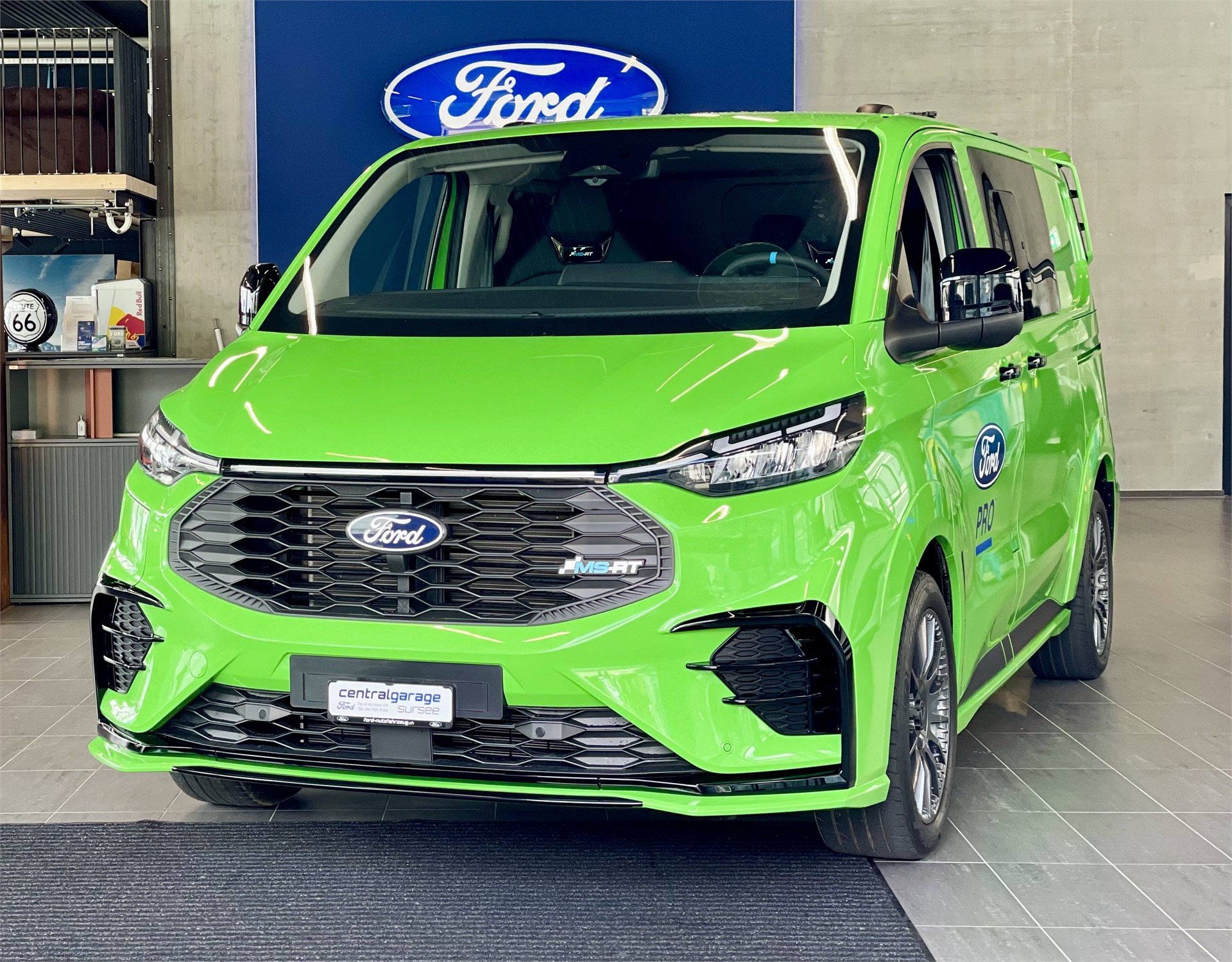 Ford E-Transit Custom